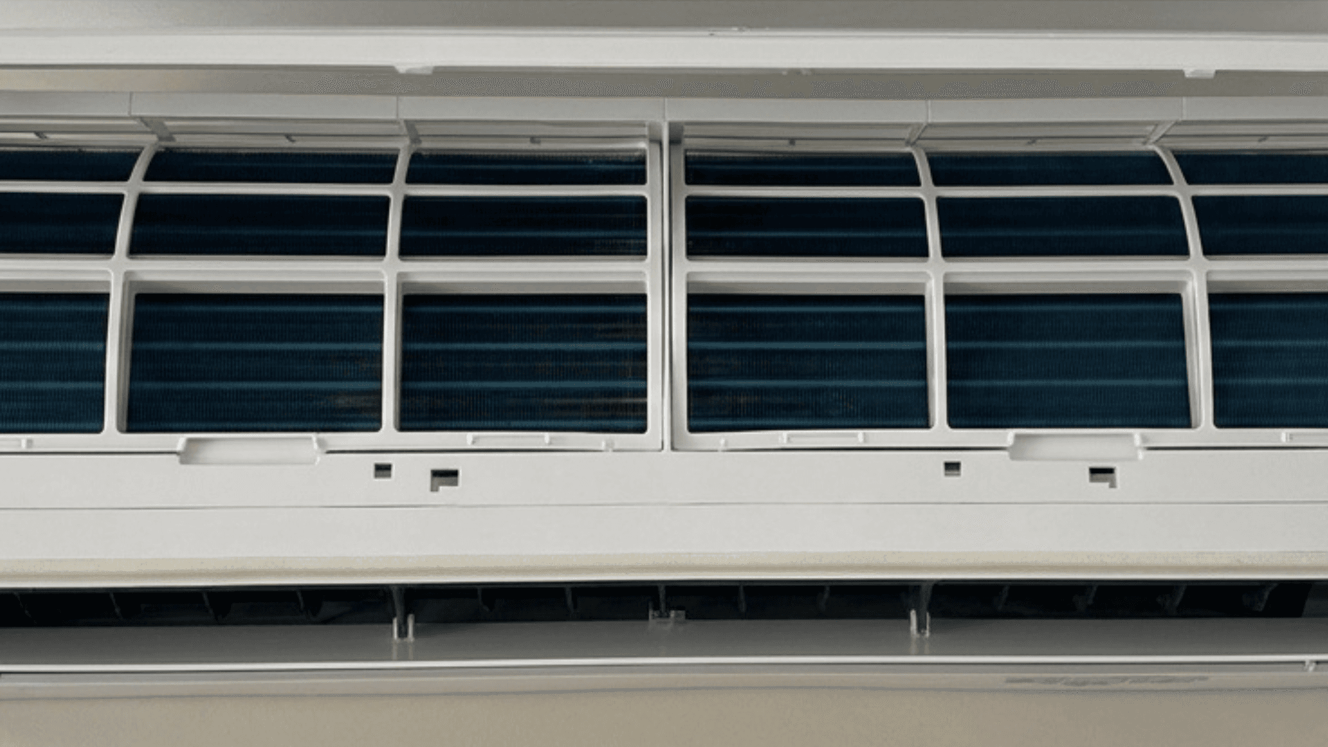 Spotless heat pump filter after GreenPump Care deep clean